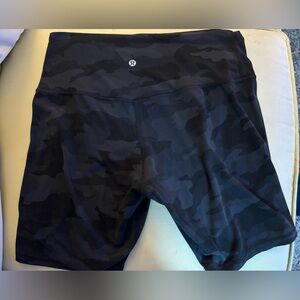 Lululemon Align High Rise Shorts 8” (Camo)